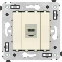 ДКС Компьютерная розетка RJ-45 без шторки в стену, кат.6 одинарная экранированная, "Avanti", "Ванильная дымка"
