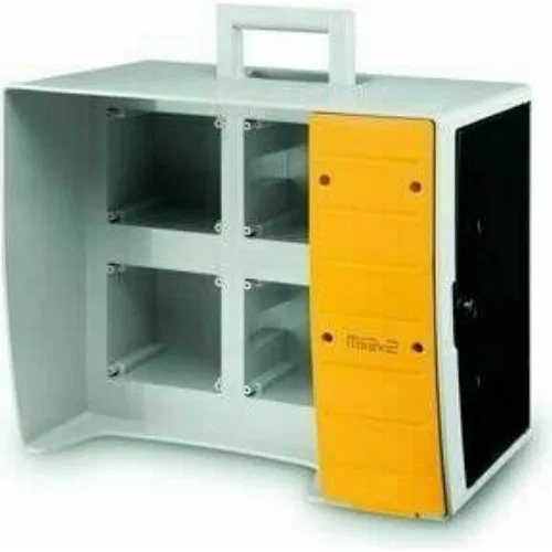ДКС MBOX2 Корпус на 16 модулей и 4 поста с основанием 136х125 мм.